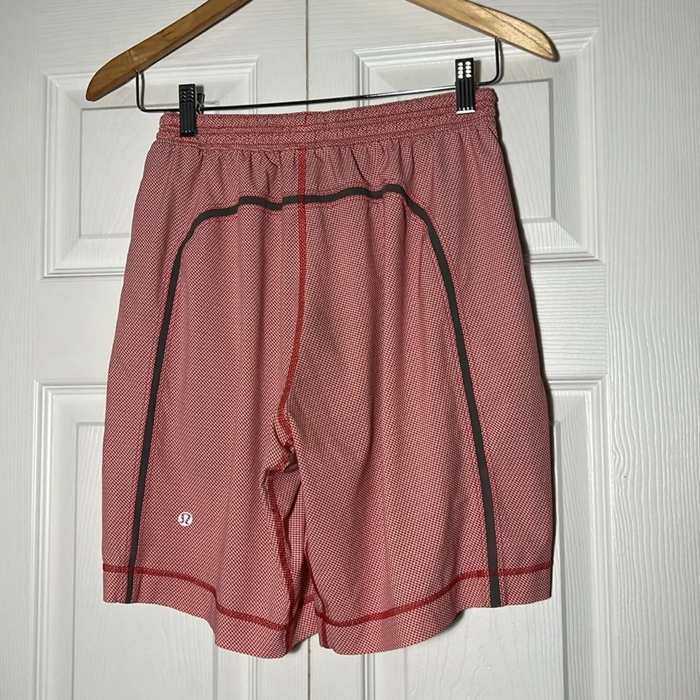 Lululemon Men’s Pacebreaker Shorts S